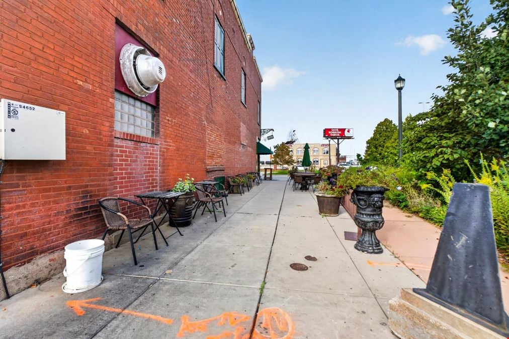 Iconic Restaurant Opportunity