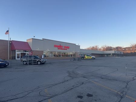 Preview of Retail space for Rent at 5025 Grover Street