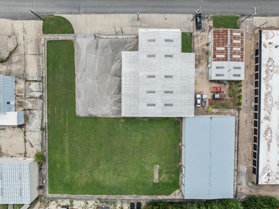 1045 Industrial Blvd