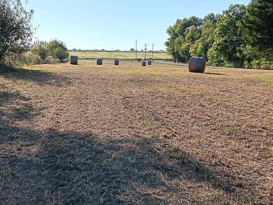 10 Acres of Commercial Land in Neosho, MO