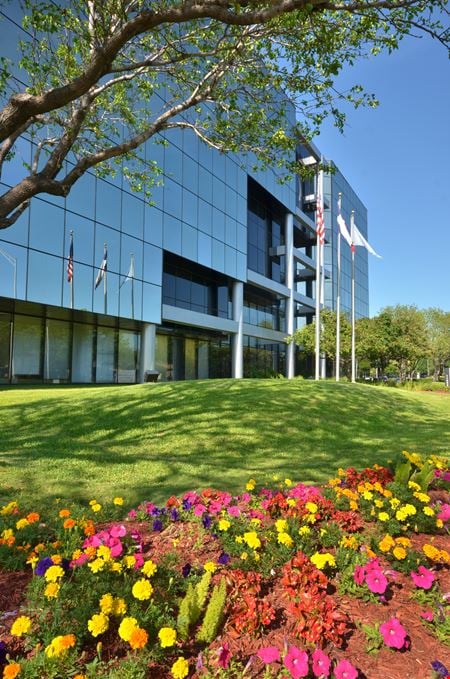 Preview of commercial space at 11000 Richmond Ave