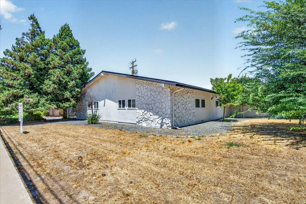 Prime Freestanding Medical Office Building in Porterville, CA