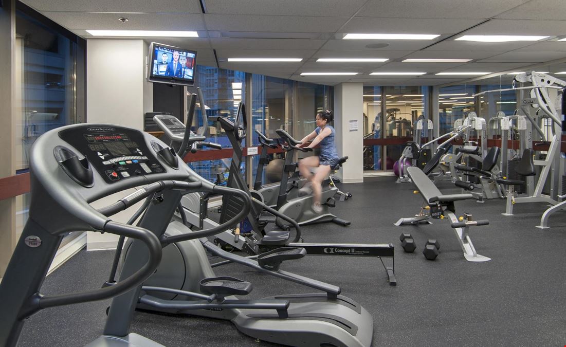 1140 W Pender St, Sun Life Financial Centre 