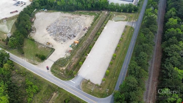 Laydown Yard in the Center of Charleston's Industrial Corridor