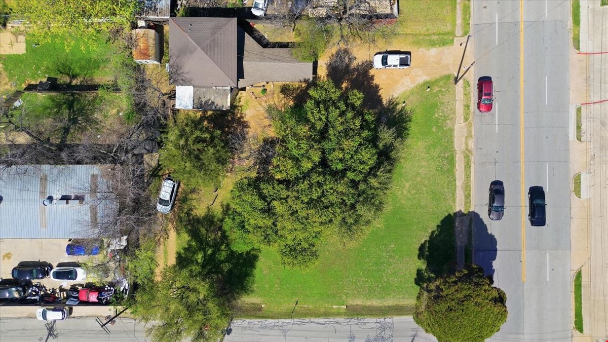 307 N Britain Rd