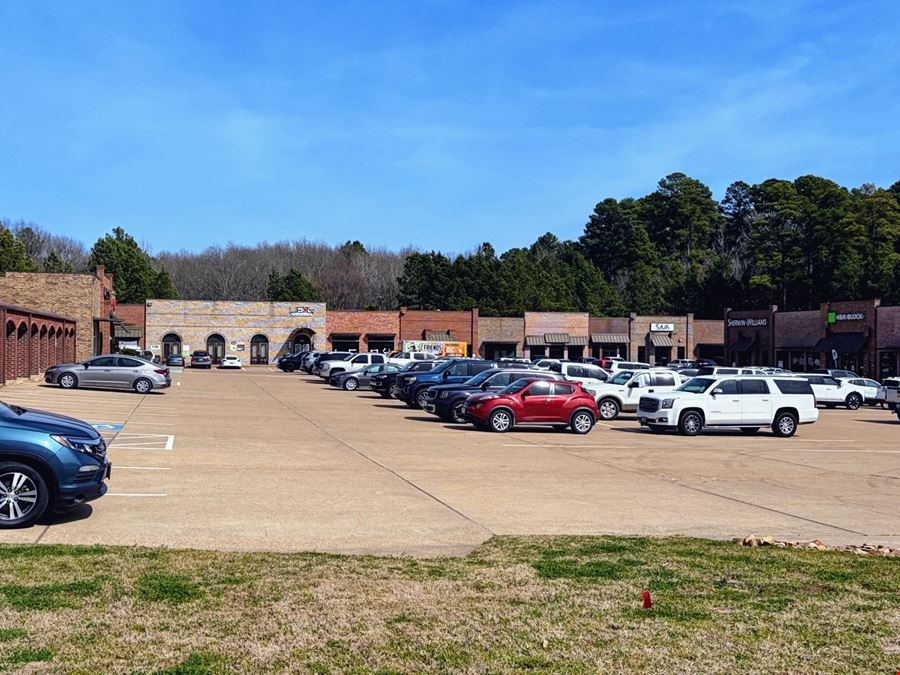 Lindale Station