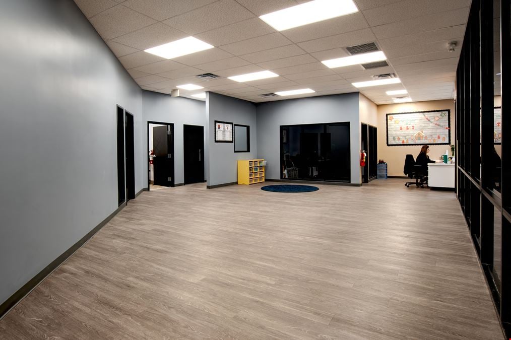 323 N Gilbert Rd, Ste 109-111