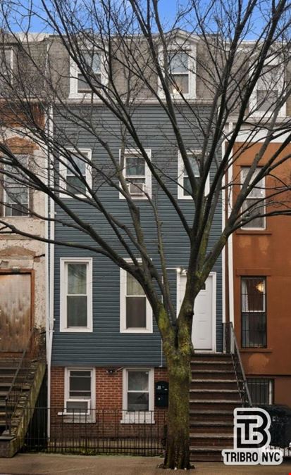 126 Hall St