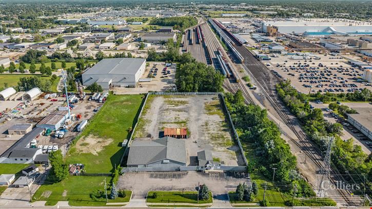 For Lease - 13,525 SF - Industrial