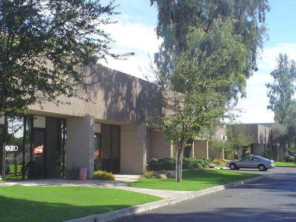 Preview of Industrial space for Rent at 549 S 48th St