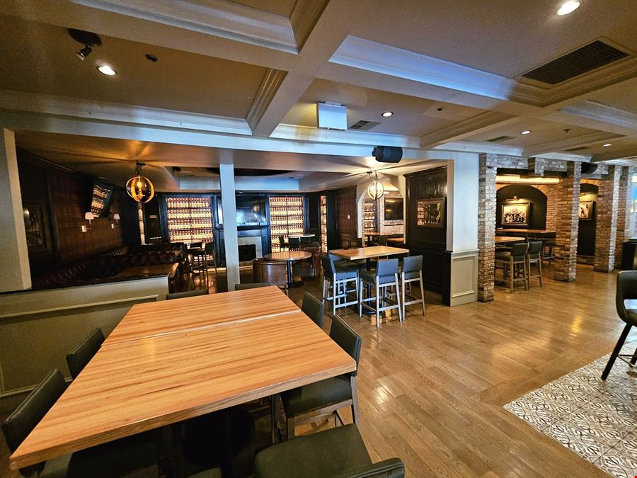 LG's Bar & Kitchen