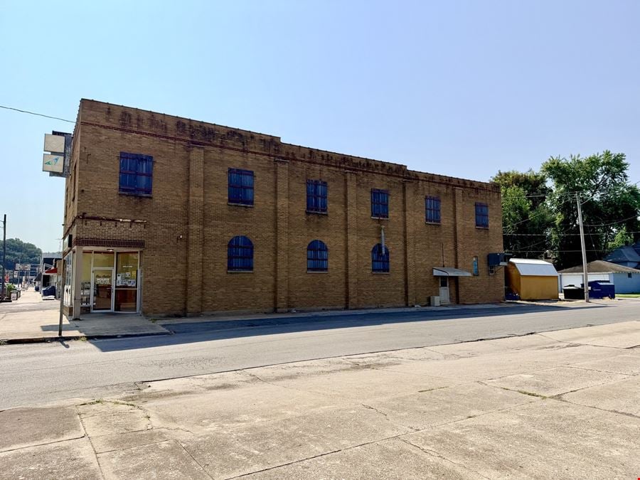 150 West Yoakum Avenue