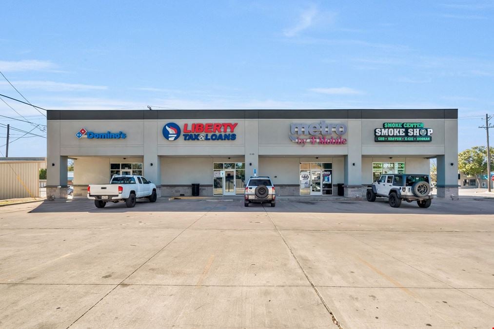 West Adams Retail Center