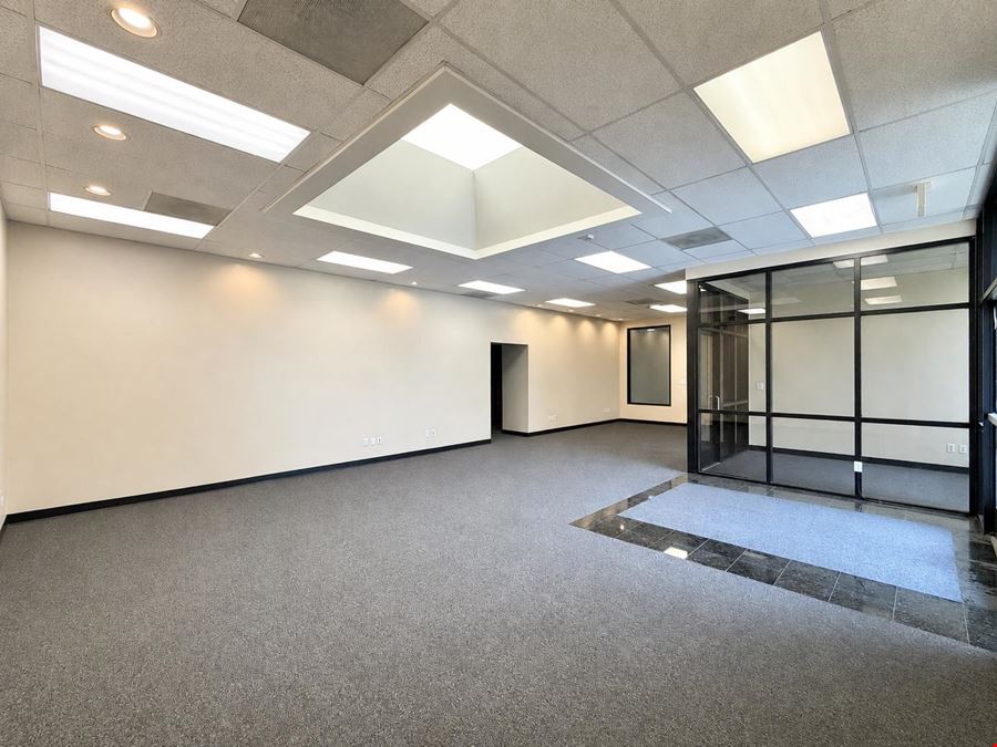 Parkway La Mirada