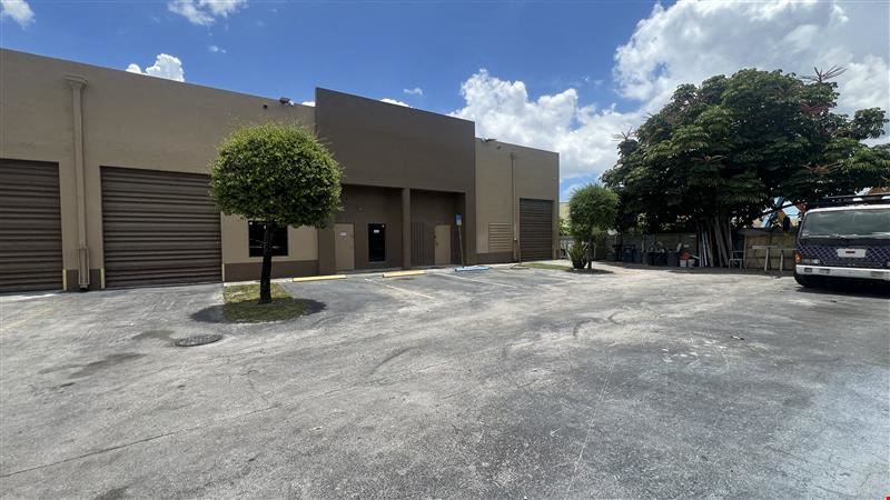 12913 W Okeechobee Rd, Hialeah Gardens, Fl 33018
