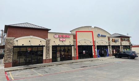 Preview of Retail space for Rent at 1017 S Air Depot Blvd
