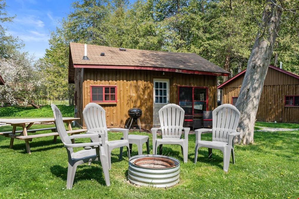 Reed's On The River - Cabin 3