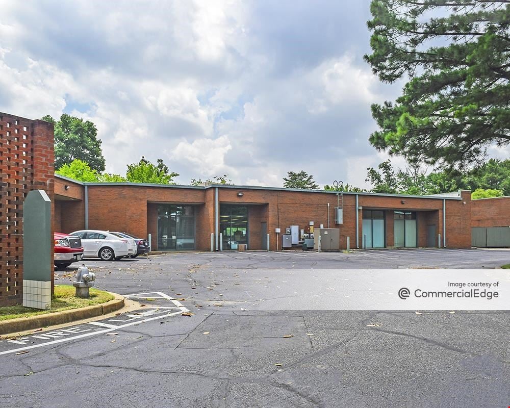 Moriah Woods Office Park