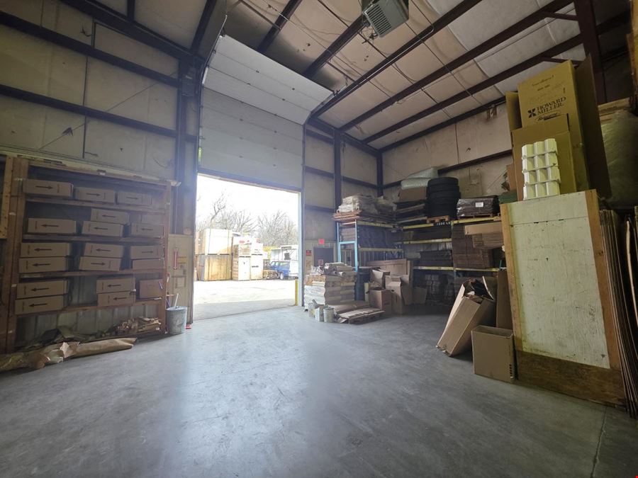 2720 E HIGHWAY 44