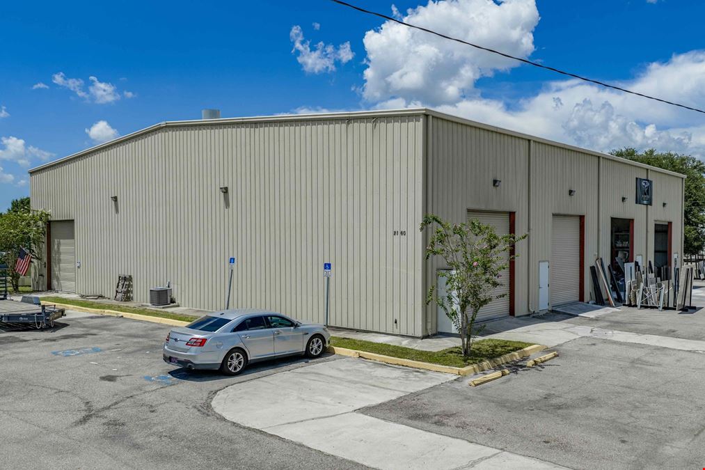 2,500 SF Clean Warehouse with Offices - South Lakeland