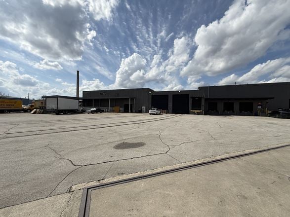 Preview of Industrial space for Rent at 733 S 12th St