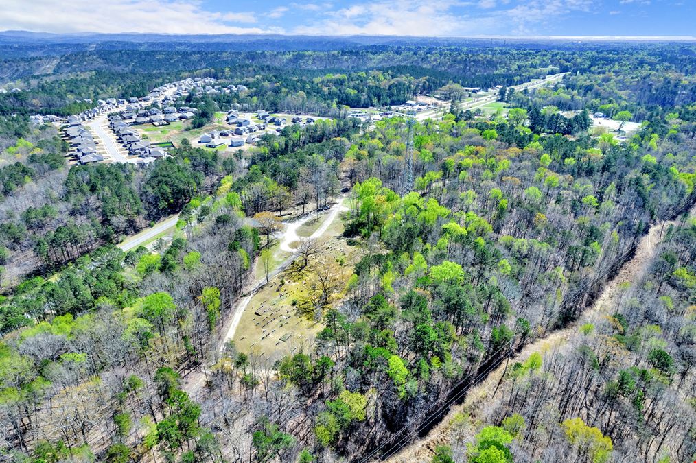 7026 Church Rd, Gardendale, AL 35071