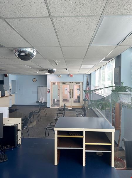 Preview of commercial space at 1600 Madison Avenue
