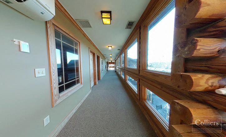 ±9,080-SF Southland Log Homes Building Available with Excellent I-26 Visibility | Irmo, SC