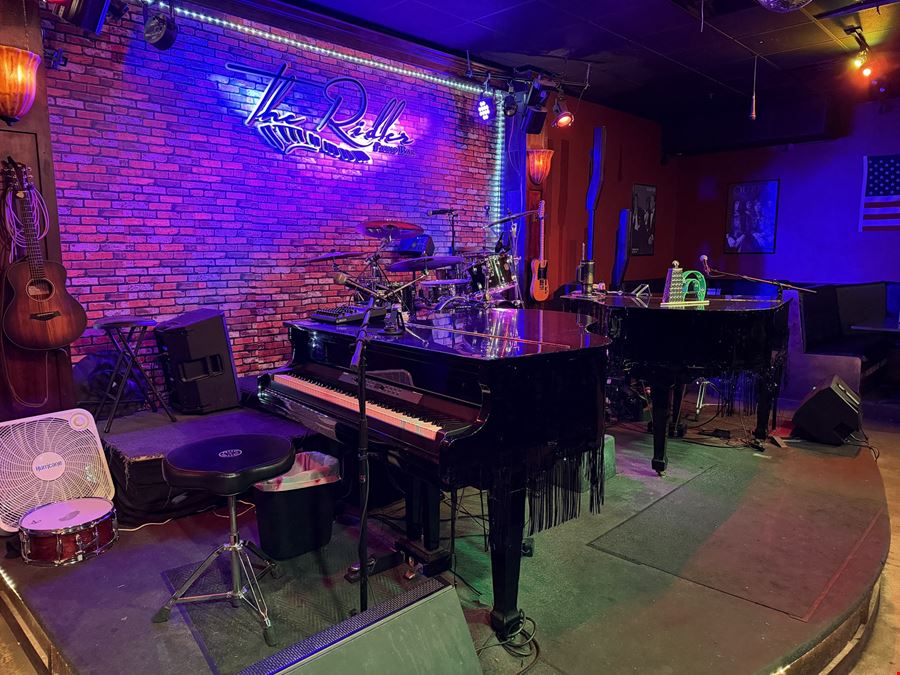 Ridler Piano Bar - Business