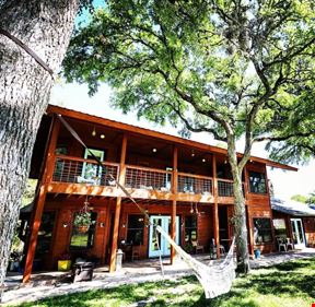 LaLa Park- Private Hill Country Retreat