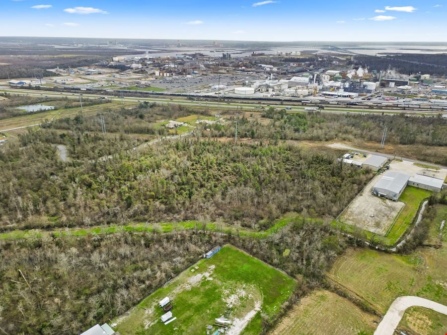 Development Opportunity  4 +/- Acres in Growing Westlake, LA