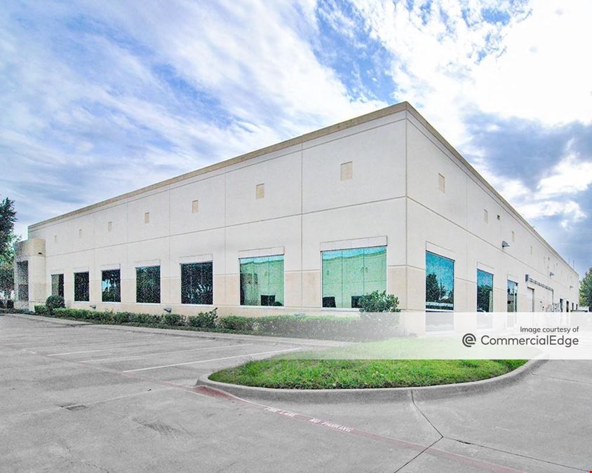 Technology Business Campus - 3300 & 3320 Matrix Drive & 3301, 3311, 3321 East Renner Road