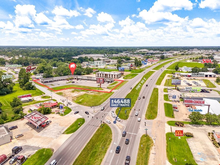 Highly Visible Retail Suites at Major Signaled Intersection