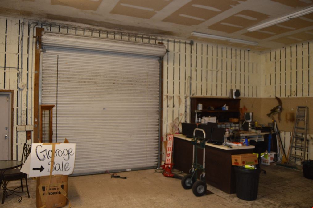 Premier Commercial Opportunity in Dunnellon, FL - Sale or Lease