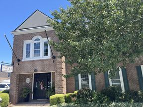 204 Elm St
