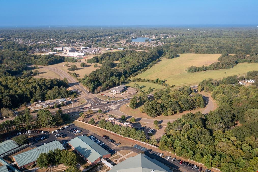 Mannsdale Park Drive Shopping Center