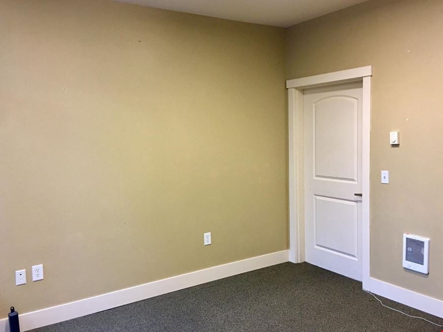 4706 Pacific Avenue SE, Suite B