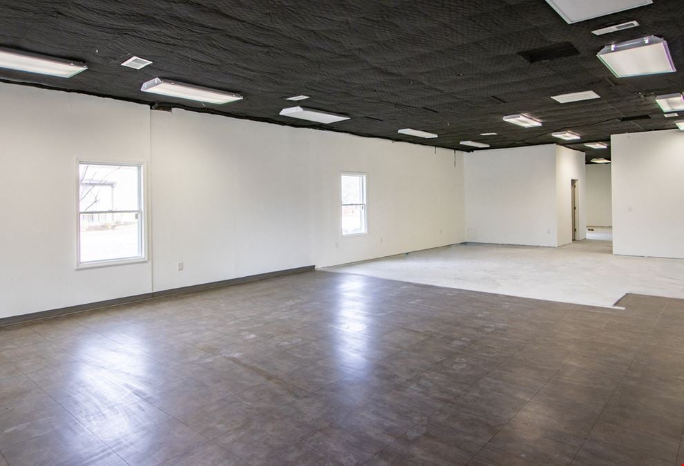 5551 Sunset Blvd.