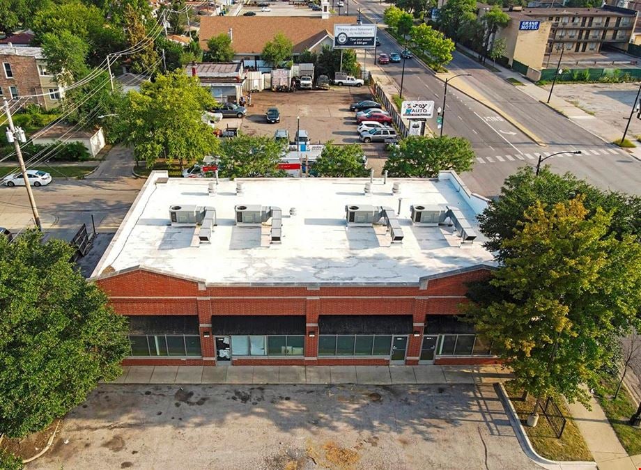 Halsted Plaza