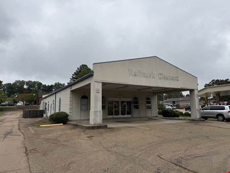 Preview of Retail space for Sale at 515 S Pear Orchard Rd