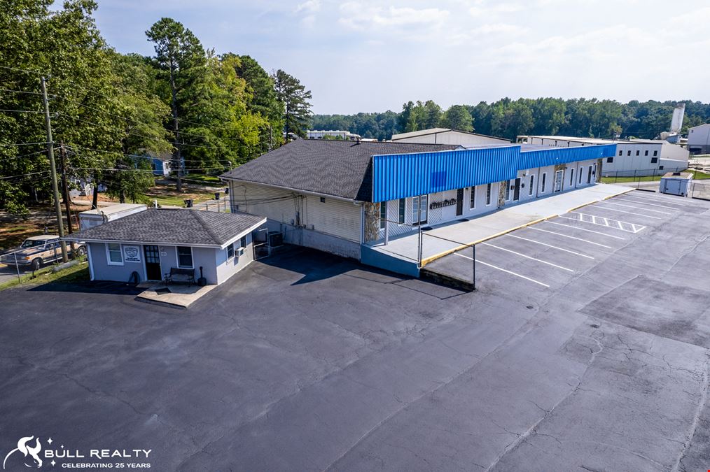 Flex-Industrial Building For Sale | ± 14,164 SF