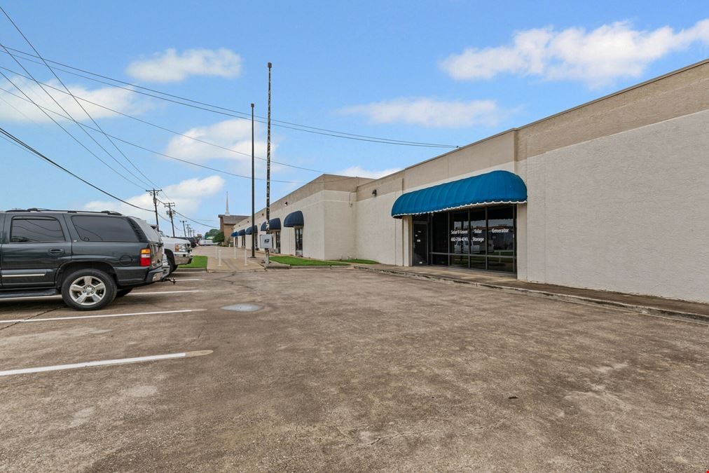 732 W Hurst Blvd