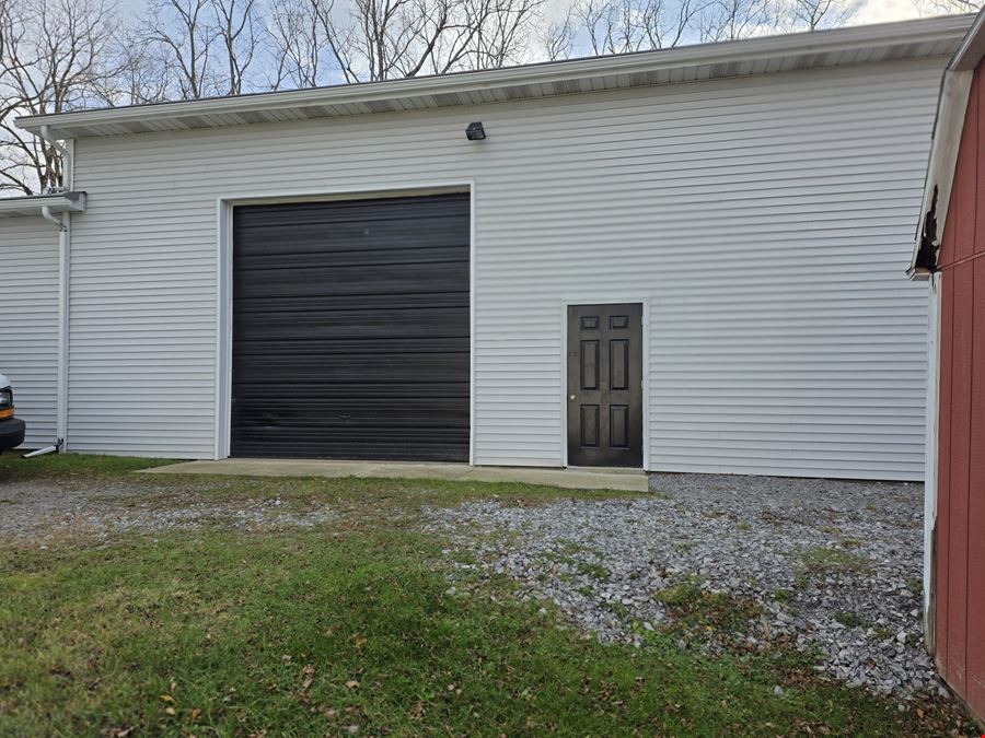 7570 Seneca St - PRICE REDUCTION!  6,400+/- SF Retail/Office Space