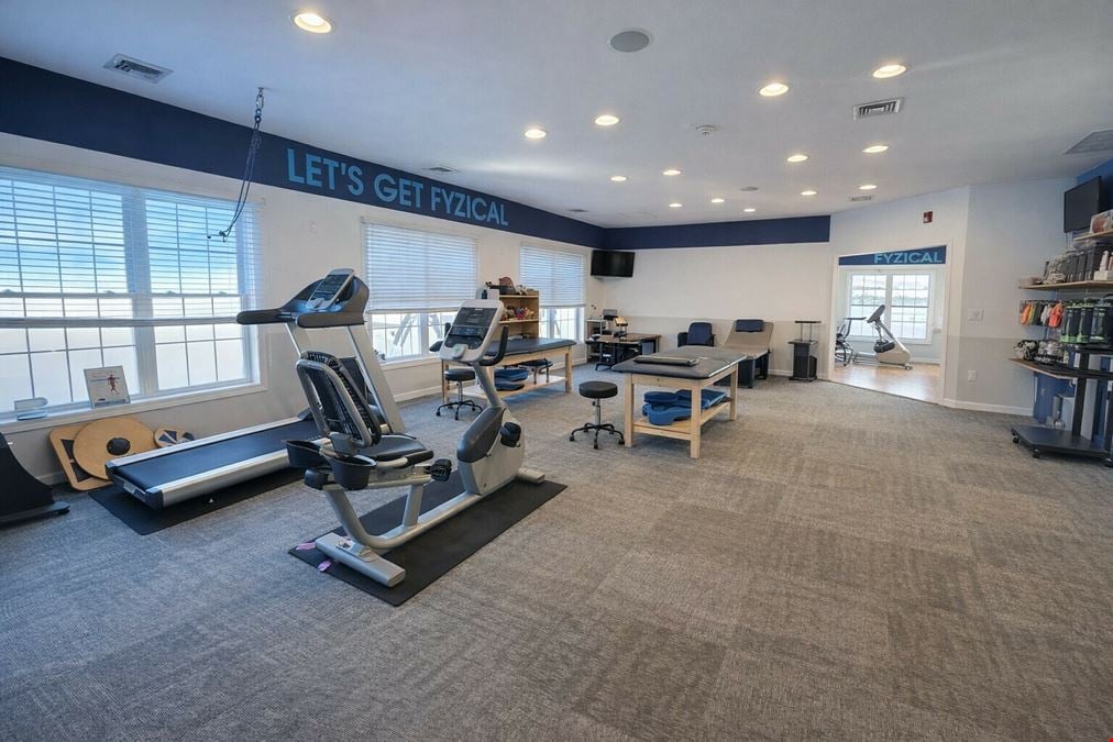 1090 Meriden-Waterbury Turnpike
