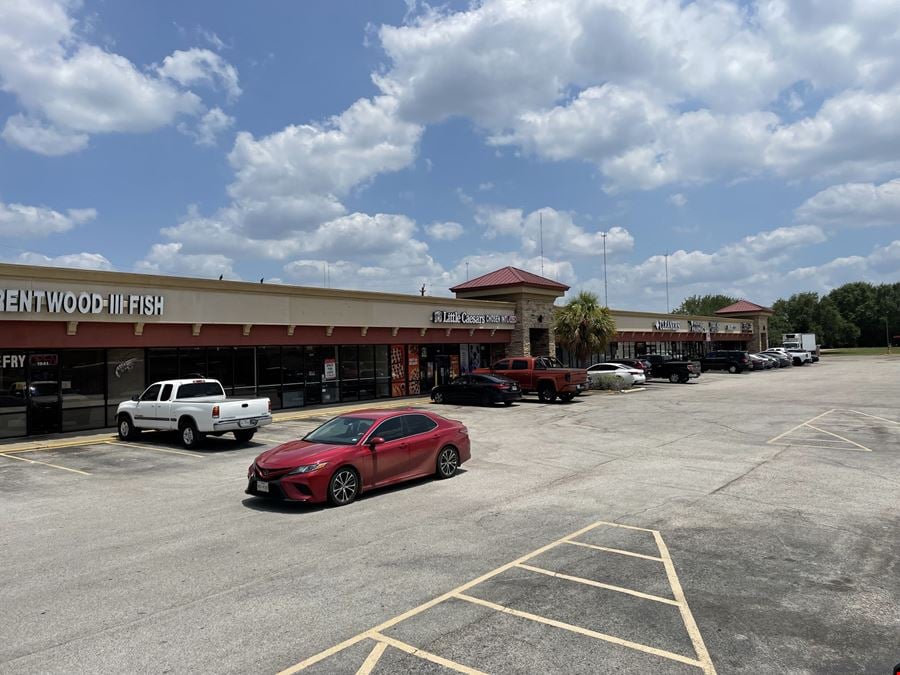 Hunter's Square Shopping Center