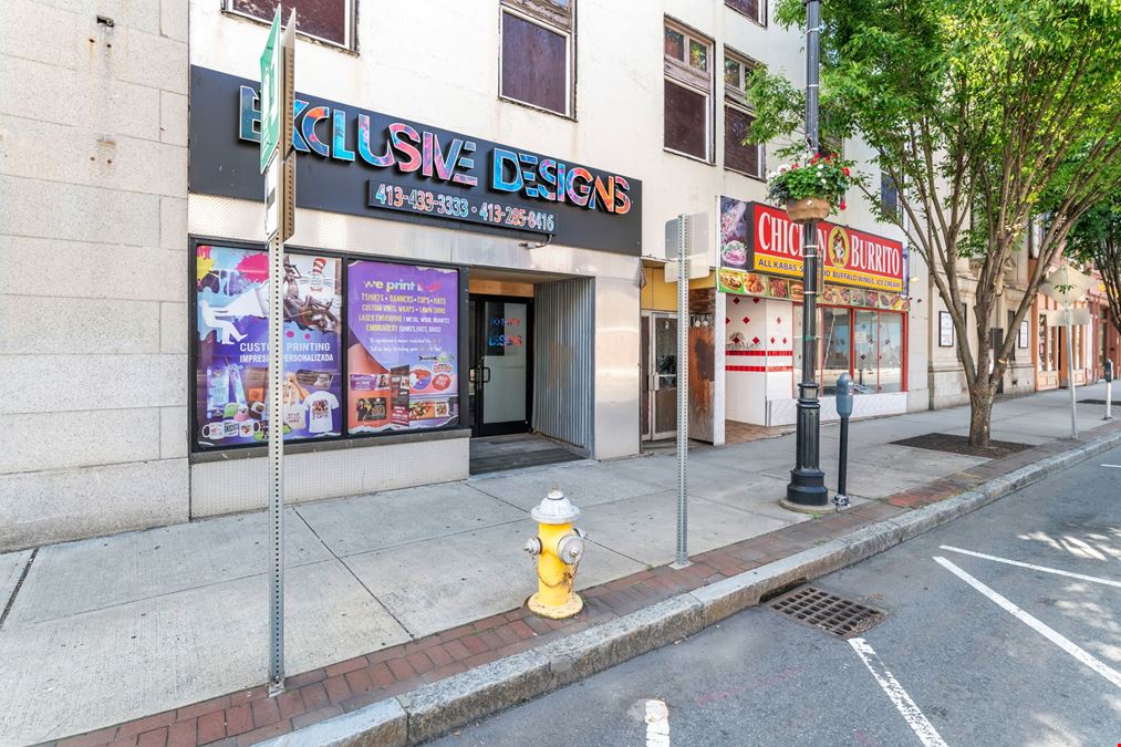 1675 Main St