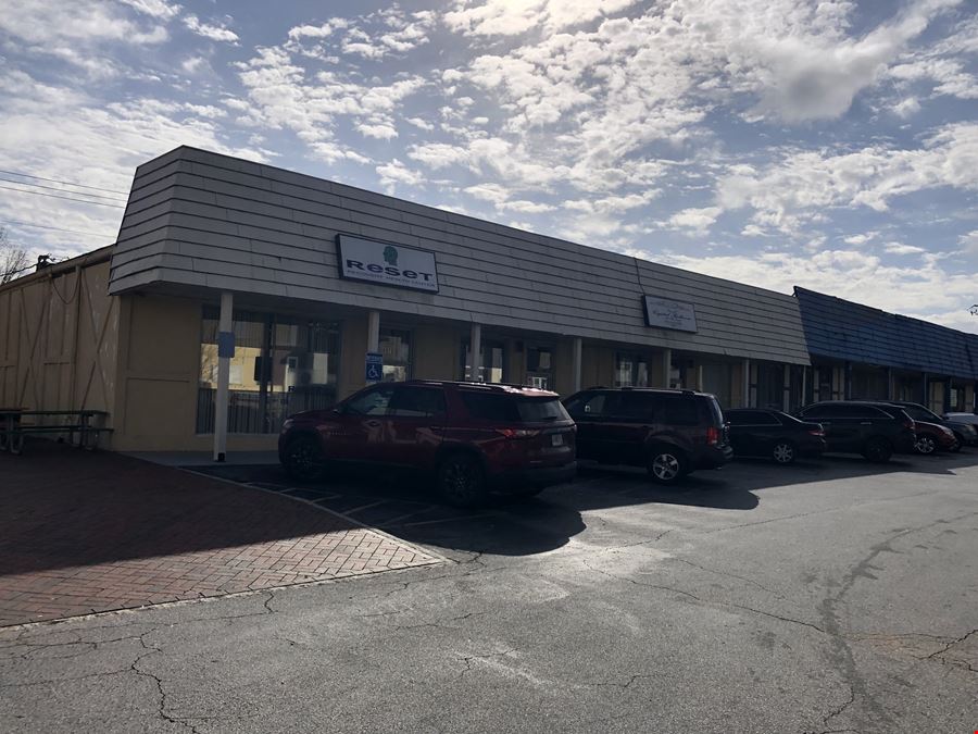 6978 Main Street 