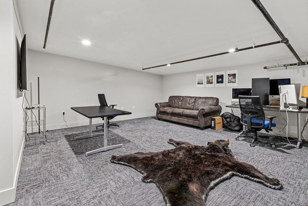 9,750 SF Prime Warehouse Space