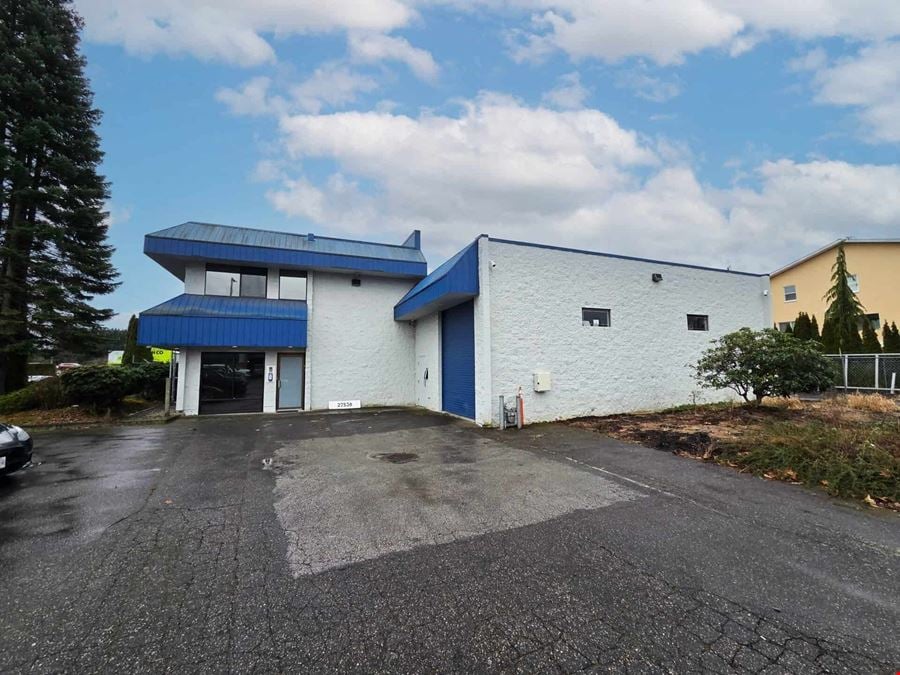 27538 31 Avenue & 275A Street