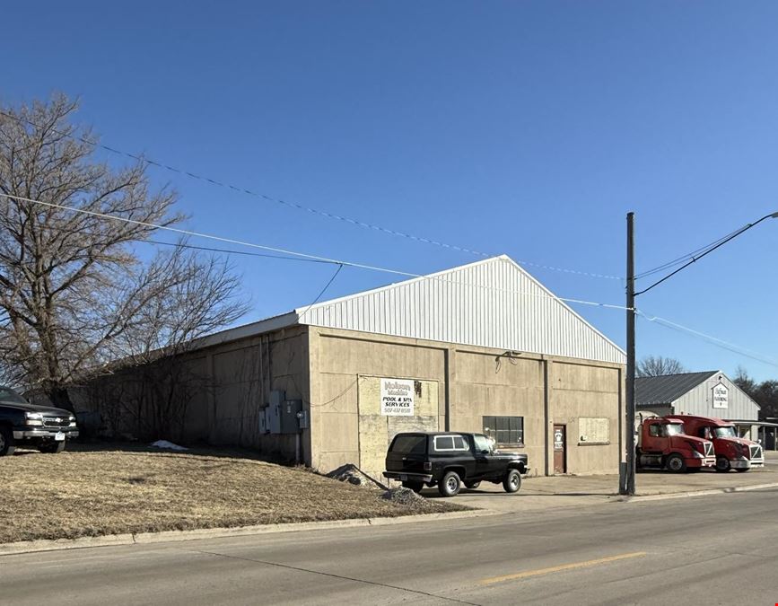 104 11th St NE - Industrial Building For Lease